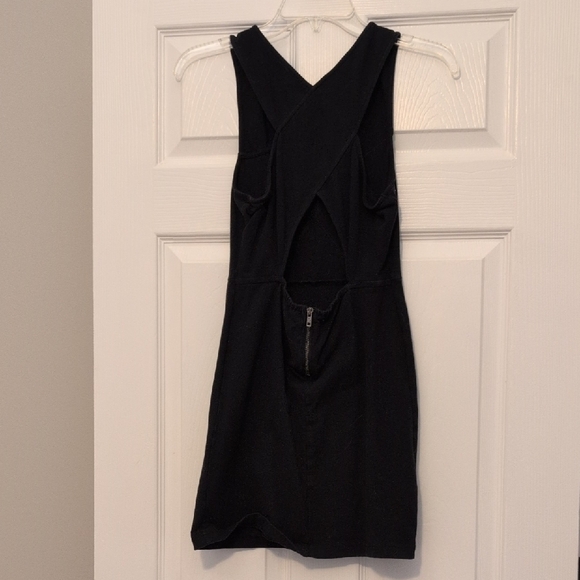 American Eagle Black Wrap Dress - Picture 4 of 5